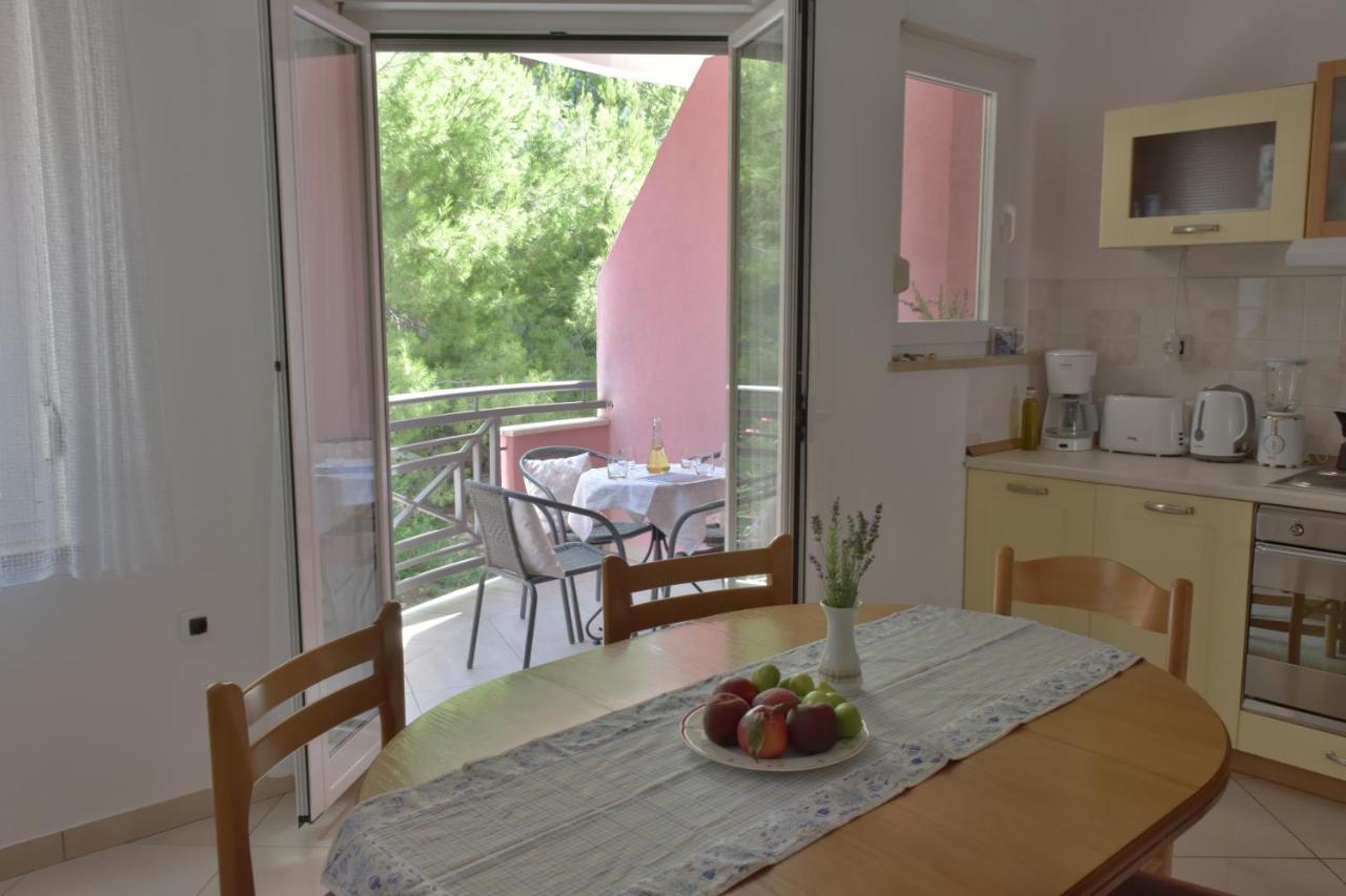 Apartament Pino Pula Zewnętrze zdjęcie