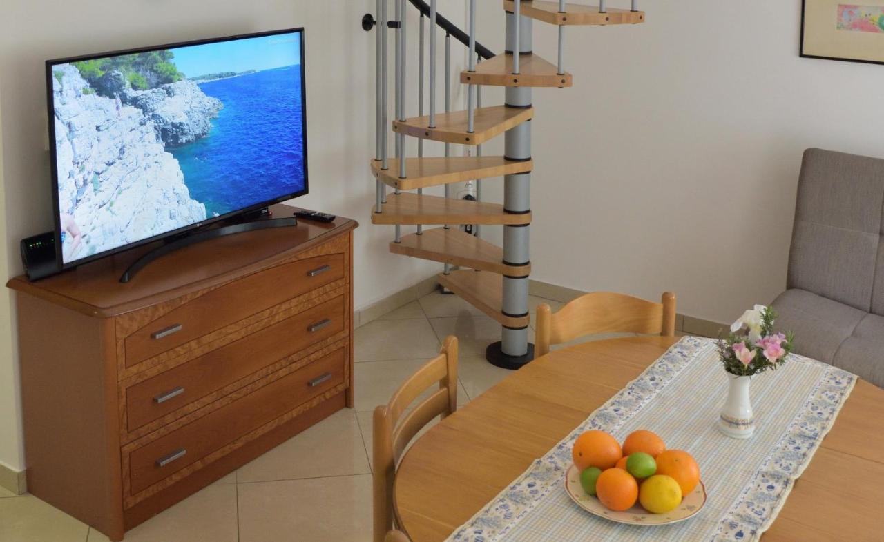 Apartament Pino Pula Zewnętrze zdjęcie